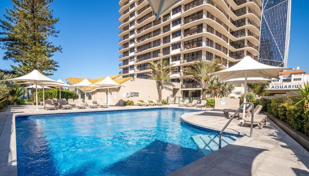 2 Bdrm In 'aquarius' Surfers Broadbeach