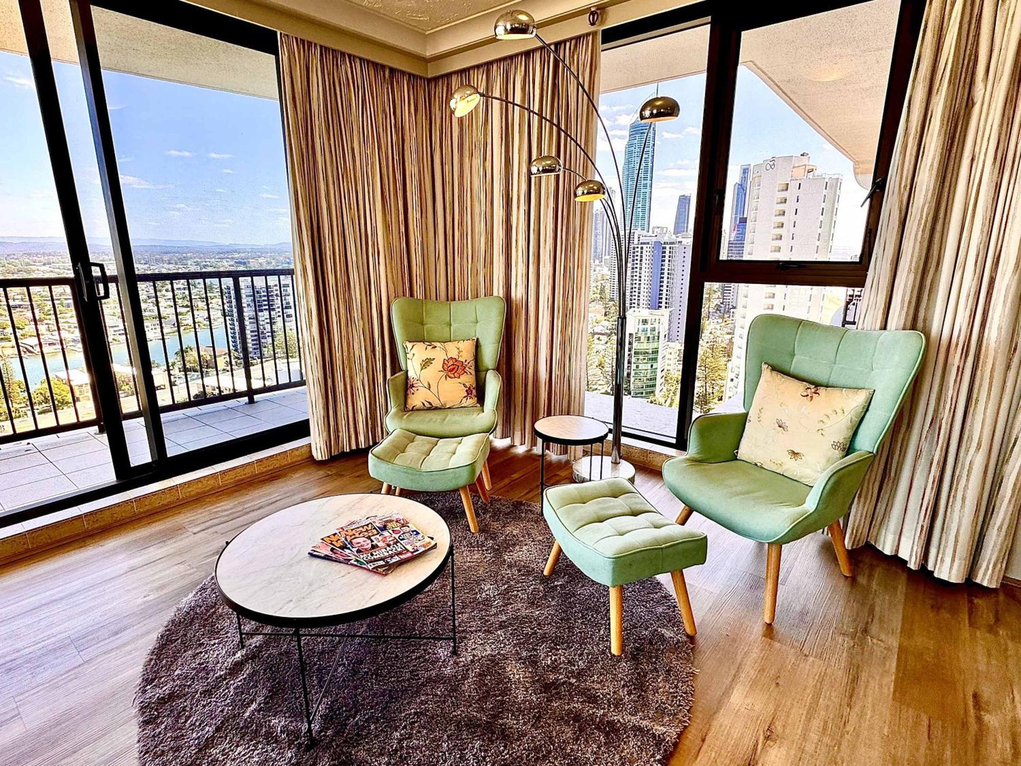 2 Bdrm In 'aquarius' Surfers Broadbeach *